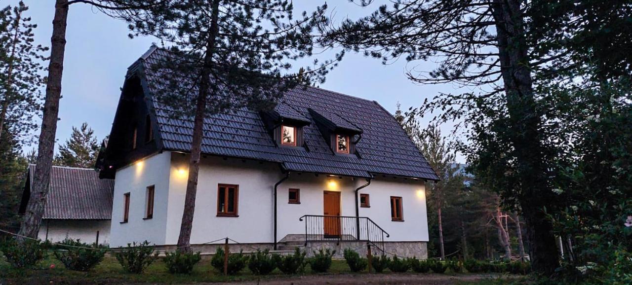 Plitvice Story Apartment พลิตวิชกา เยเซรา ภายนอก รูปภาพ