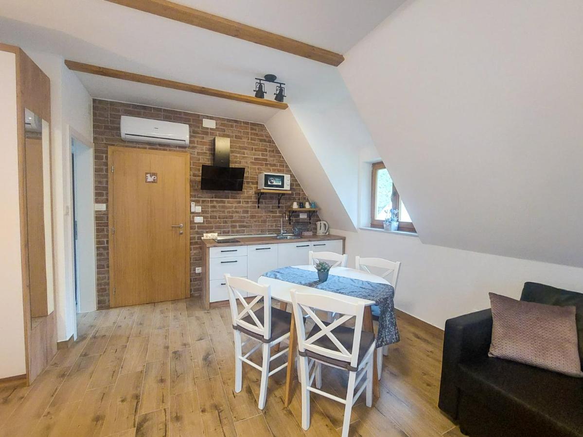 Plitvice Story Apartment พลิตวิชกา เยเซรา ภายนอก รูปภาพ