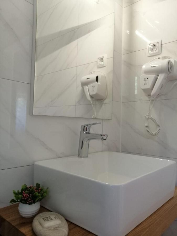 Plitvice Story Apartment พลิตวิชกา เยเซรา ภายนอก รูปภาพ