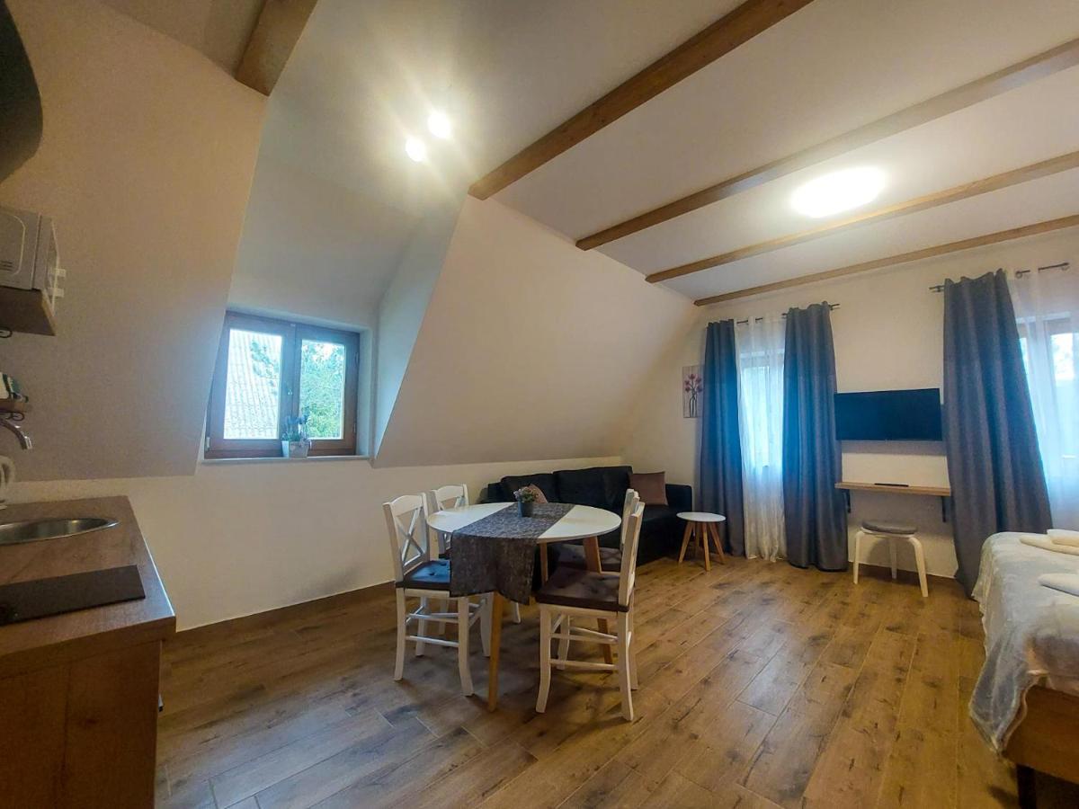 Plitvice Story Apartment พลิตวิชกา เยเซรา ภายนอก รูปภาพ