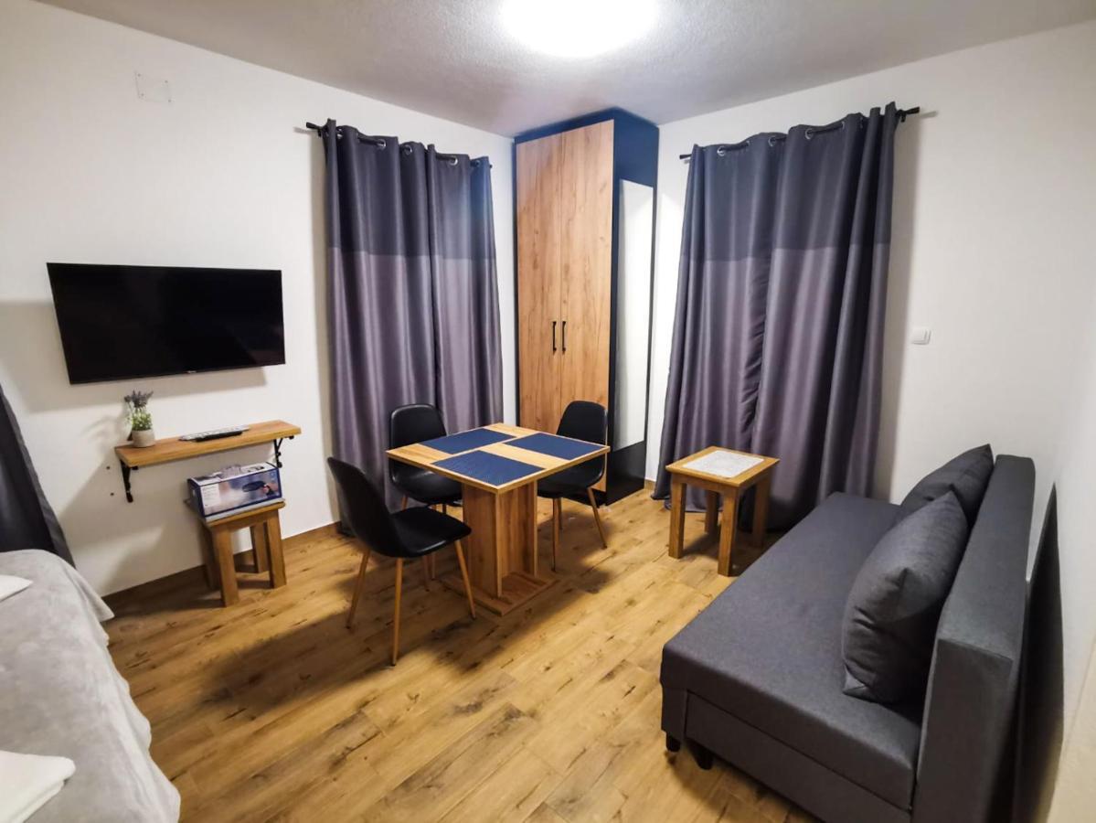Plitvice Story Apartment พลิตวิชกา เยเซรา ภายนอก รูปภาพ