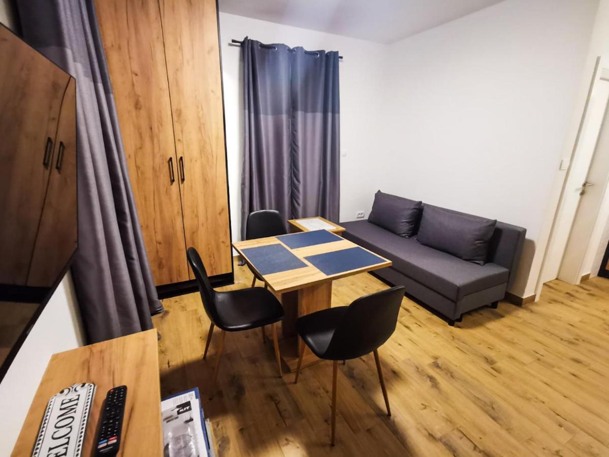 Plitvice Story Apartment พลิตวิชกา เยเซรา ภายนอก รูปภาพ