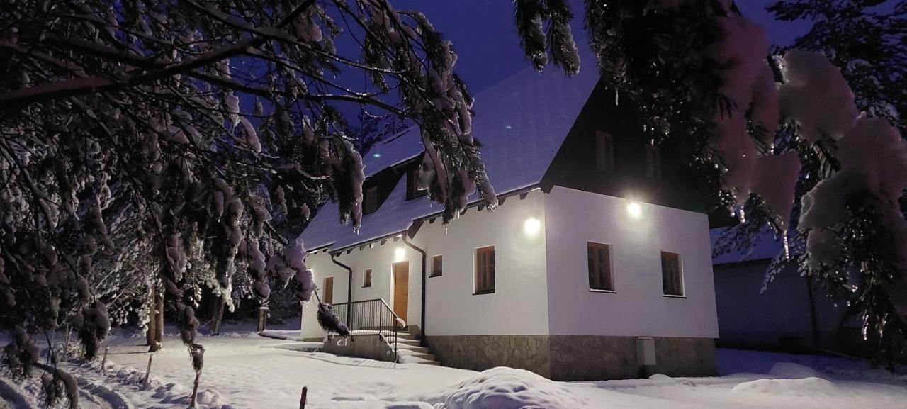 Plitvice Story Apartment พลิตวิชกา เยเซรา ภายนอก รูปภาพ